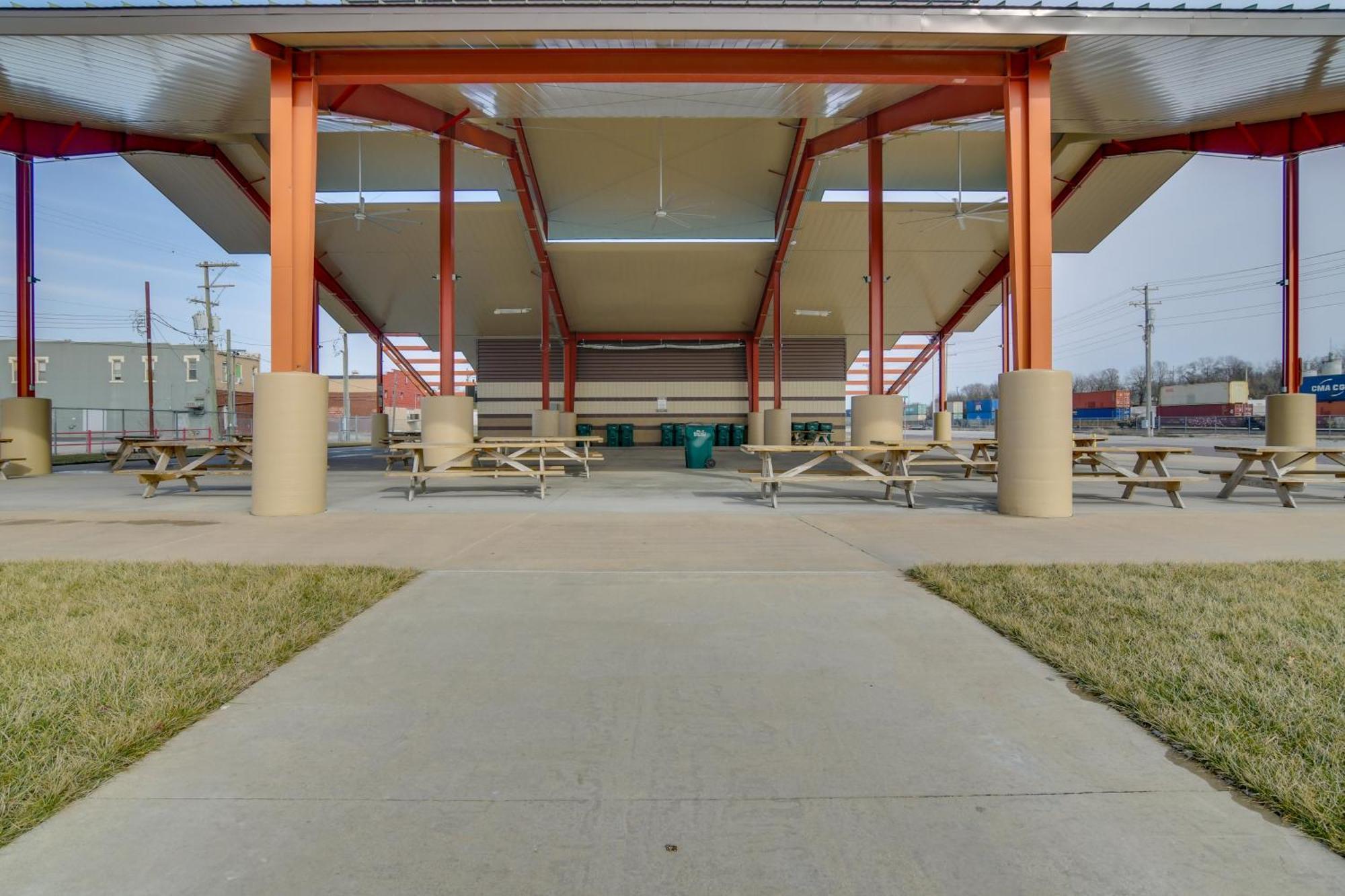 Dtwn Loft In The Heart Of Monett Pets Welcome! Bagian luar foto