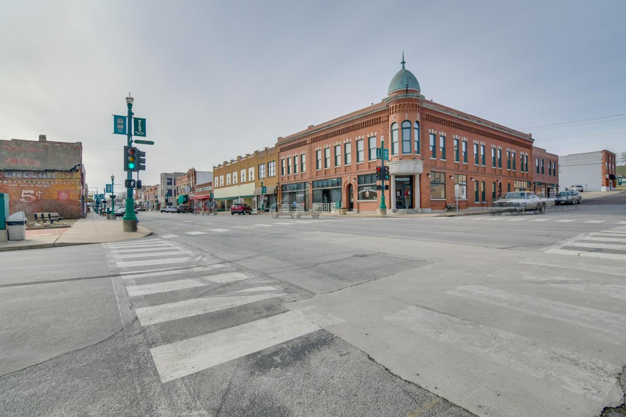 Dtwn Loft In The Heart Of Monett Pets Welcome! Bagian luar foto