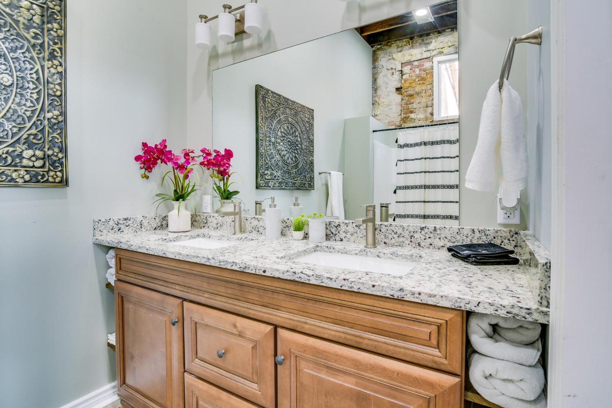 Dtwn Loft In The Heart Of Monett Pets Welcome! Bagian luar foto