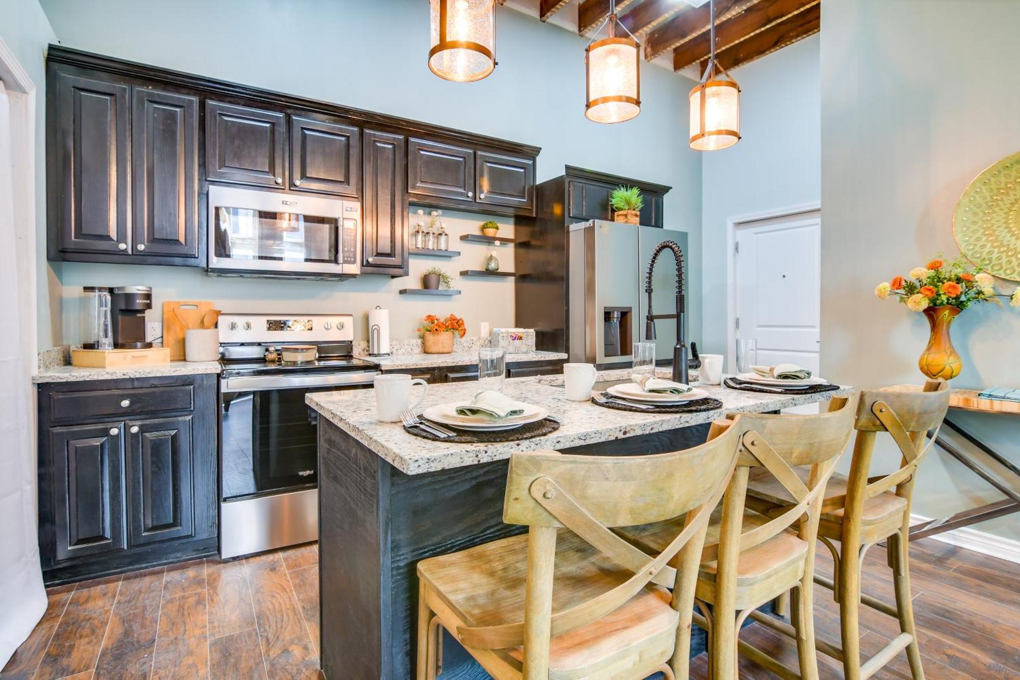 Dtwn Loft In The Heart Of Monett Pets Welcome! Bagian luar foto